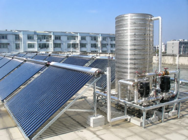 城阳区商用大容量真空管太阳能热水系统